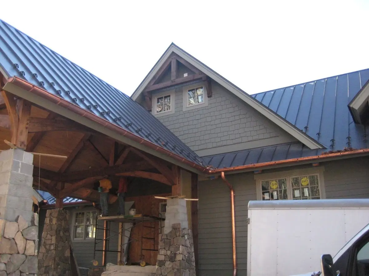Craftsman Roofing team delivering quality roofing work in West Puente Valley